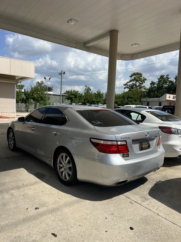 Used 2007 Lexus LS 460 RWD image 4