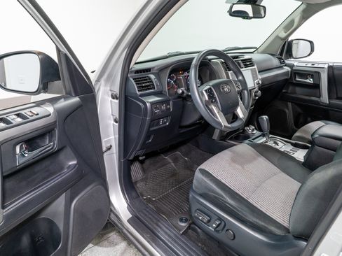 Used 2022 Toyota 4Runner SR5 image 12