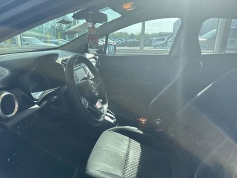Used 2021 Nissan Versa S image 6