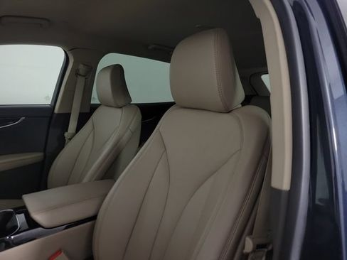 Used 2023 Lincoln Nautilus FWD w/ Premium Package image 19