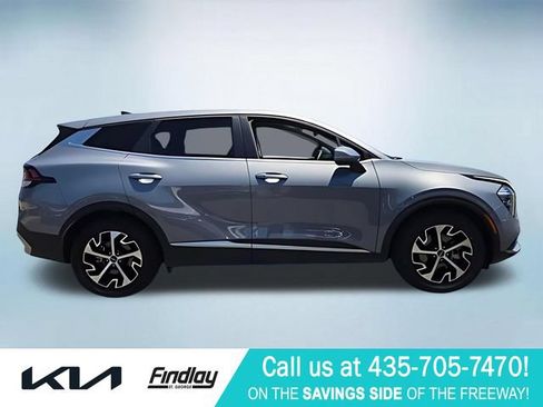 Certified 2023 Kia Sportage EX FWD image 3