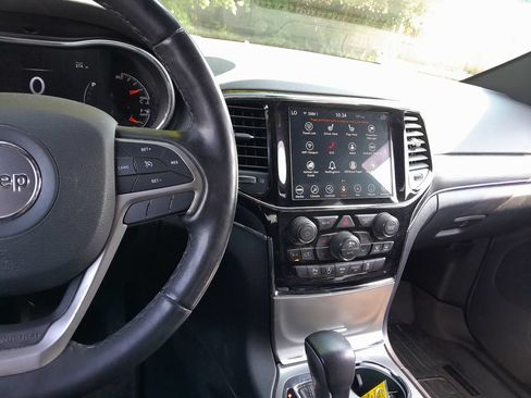 Used 2020 Jeep Grand Cherokee Limited w/ Trailer Tow Group IV AWD/4WD image 19