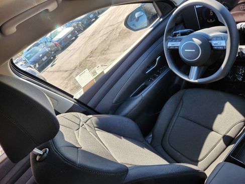 New 2025 Hyundai Tucson Blue image 19