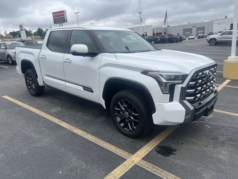 New 2024 Toyota Tundra Platinum image 6