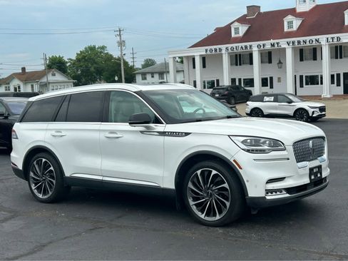 Used 2020 Lincoln Aviator Reserve w/ Equipment Group 202A AWD/4WD image 4