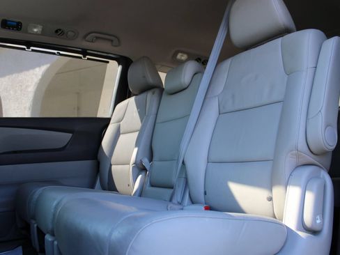 Used 2011 Honda Odyssey EX-L image 11