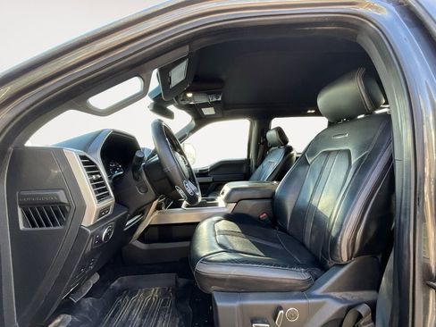Used 2020 Ford F250 Platinum image 9