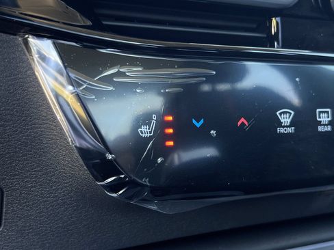 New 2026 Nissan Sentra SR w/ SR Premium Package FWD image 11