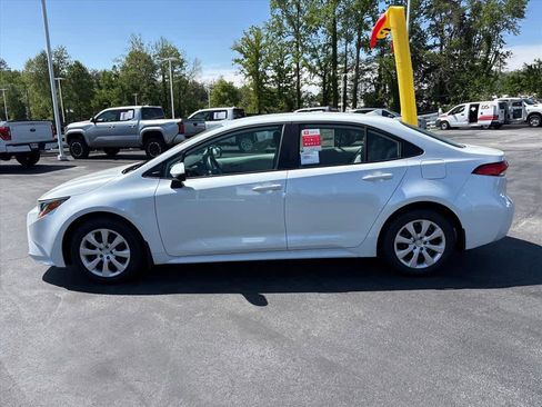 New 2026 Toyota Corolla LE FWD image 26