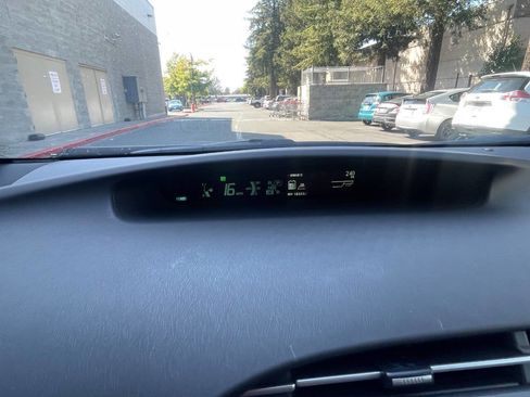 Used 2012 Toyota Prius Two image 15