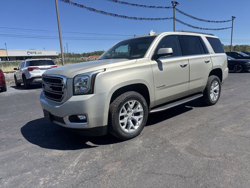 Used 2015 GMC Yukon SLT w/ Open Road Package AWD/4WD image 8