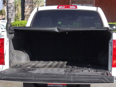 Used 2018 Toyota Tundra SR5 w/ SR5 Upgrade Package image 10