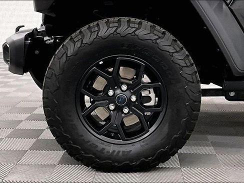 Used 2025 Jeep Wrangler Unlimited Sport S 4xe image 10