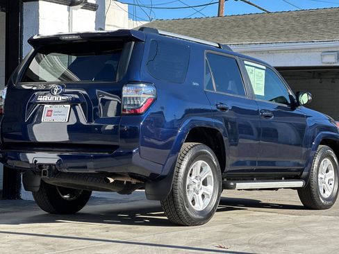 Used 2023 Toyota 4Runner SR5 Premium image 4
