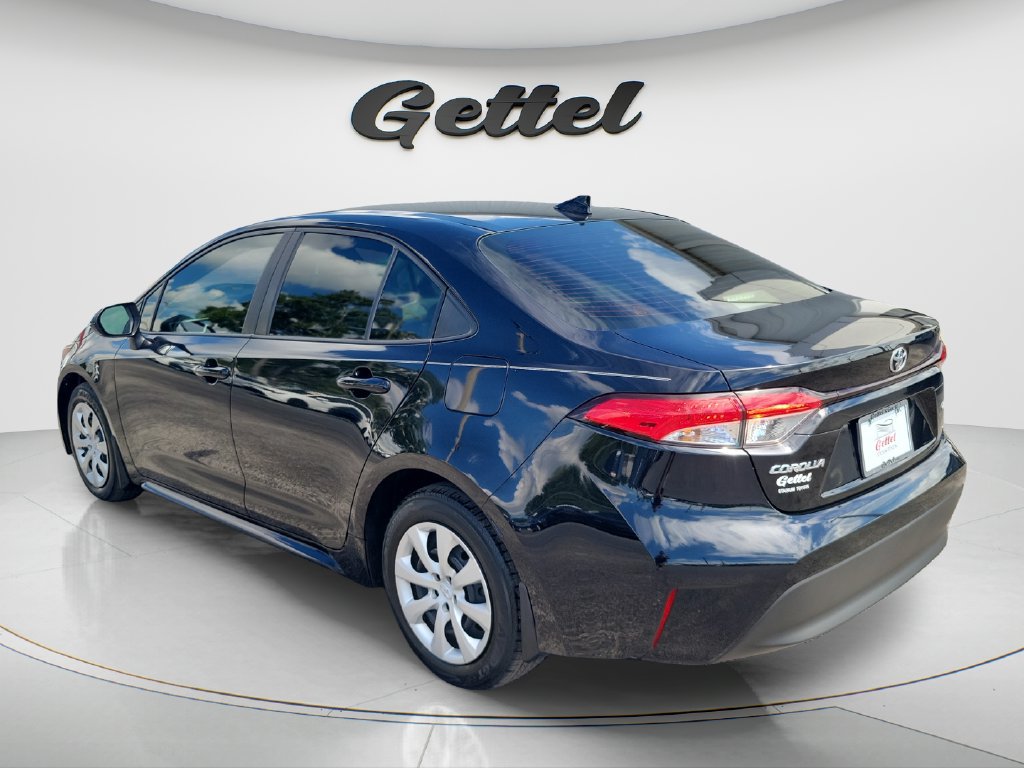Used 2023 Toyota Corolla LE FWD image 6