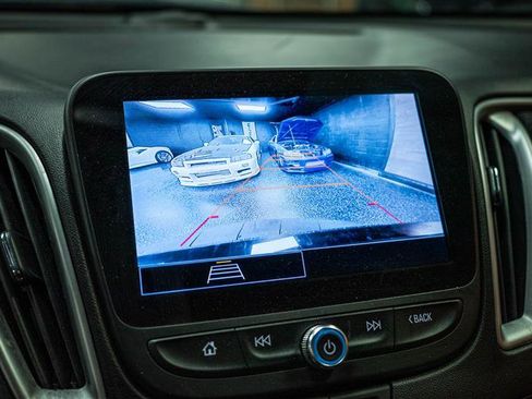 Used 2023 Chevrolet Malibu LT image 19