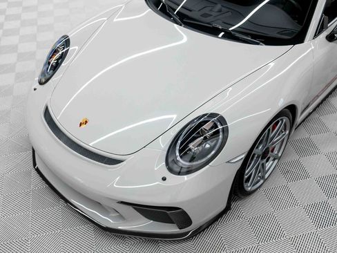 Used 2018 Porsche 911 GT3 RWD image 19