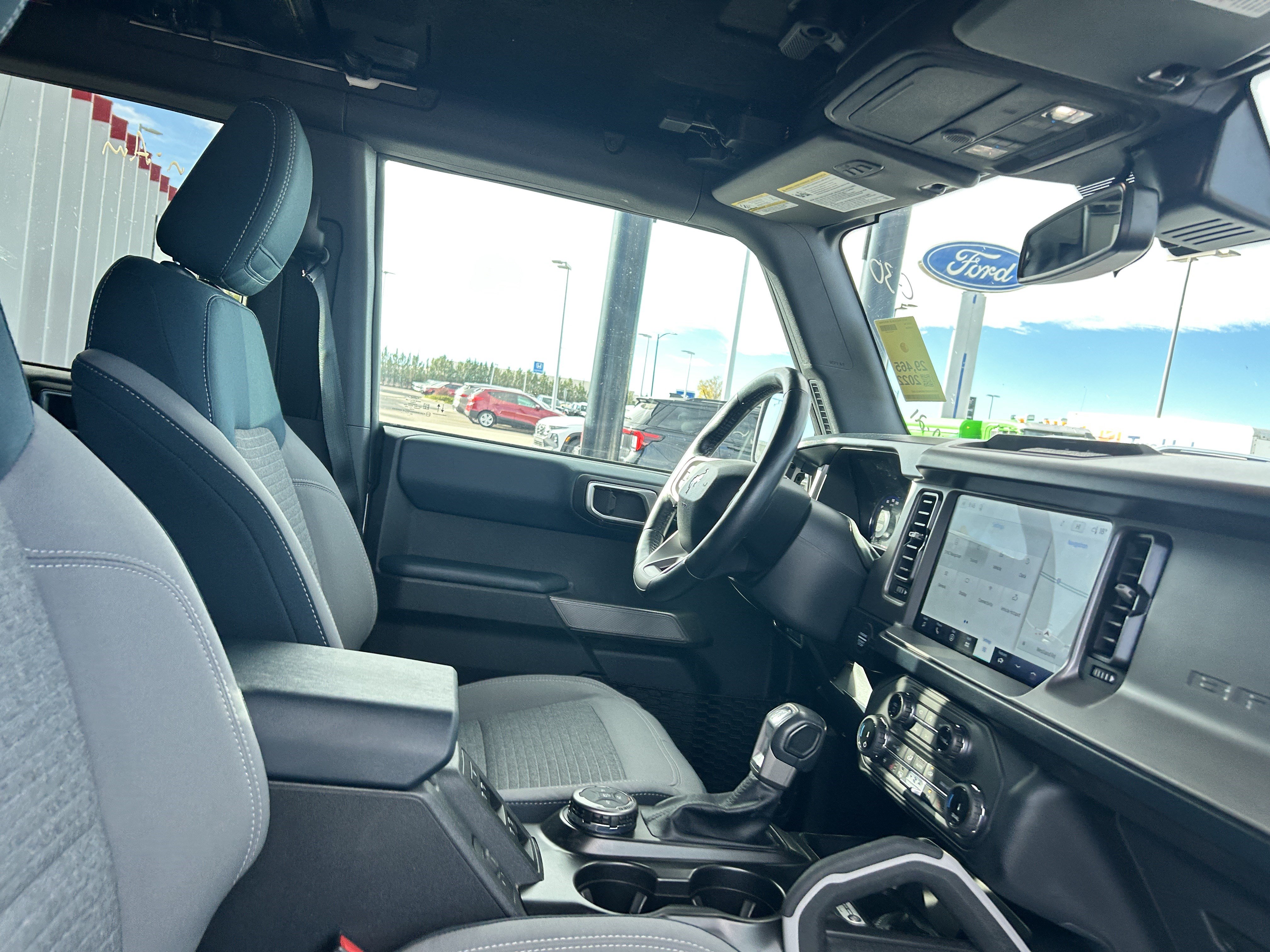Used 2022 Ford Bronco Outer Banks AWD/4WD image 13