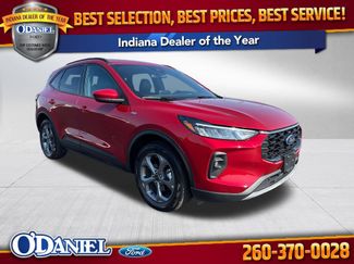 Used 2025 Ford Escape ST-Line Select AWD/4WD 360° Tour