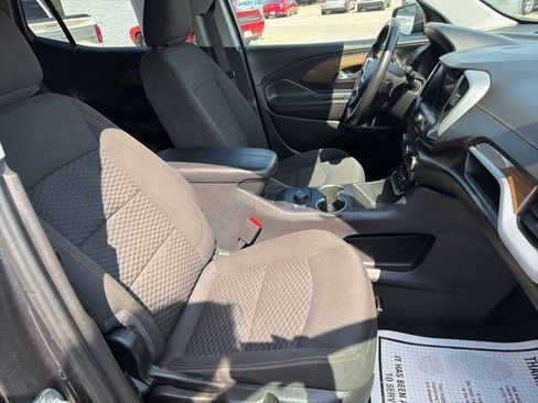 Used 2020 GMC Terrain SLE w/ Driver Convenience Package AWD/4WD image 17