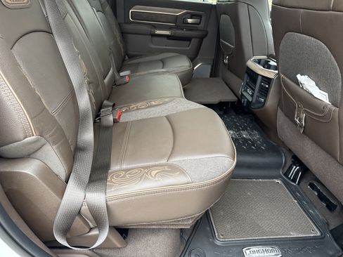 New 2025 RAM 2500 Limited AWD/4WD image 18