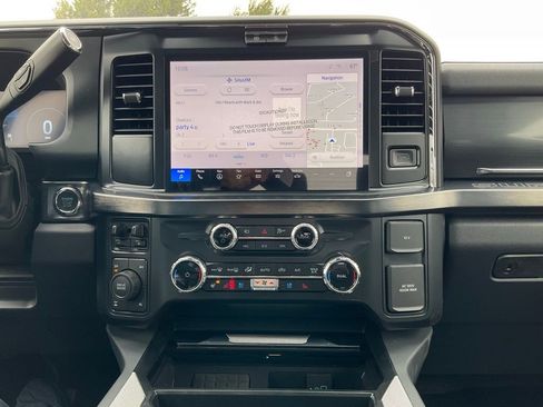 Certified 2025 Ford F350 Lariat w/ Black Appearance Package image 36