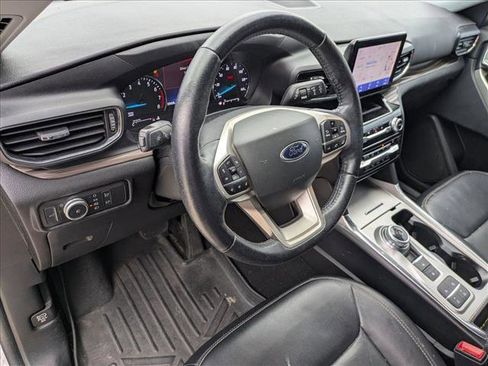 Certified 2021 Ford Explorer Limited w/ Equipment Group 301A image 9