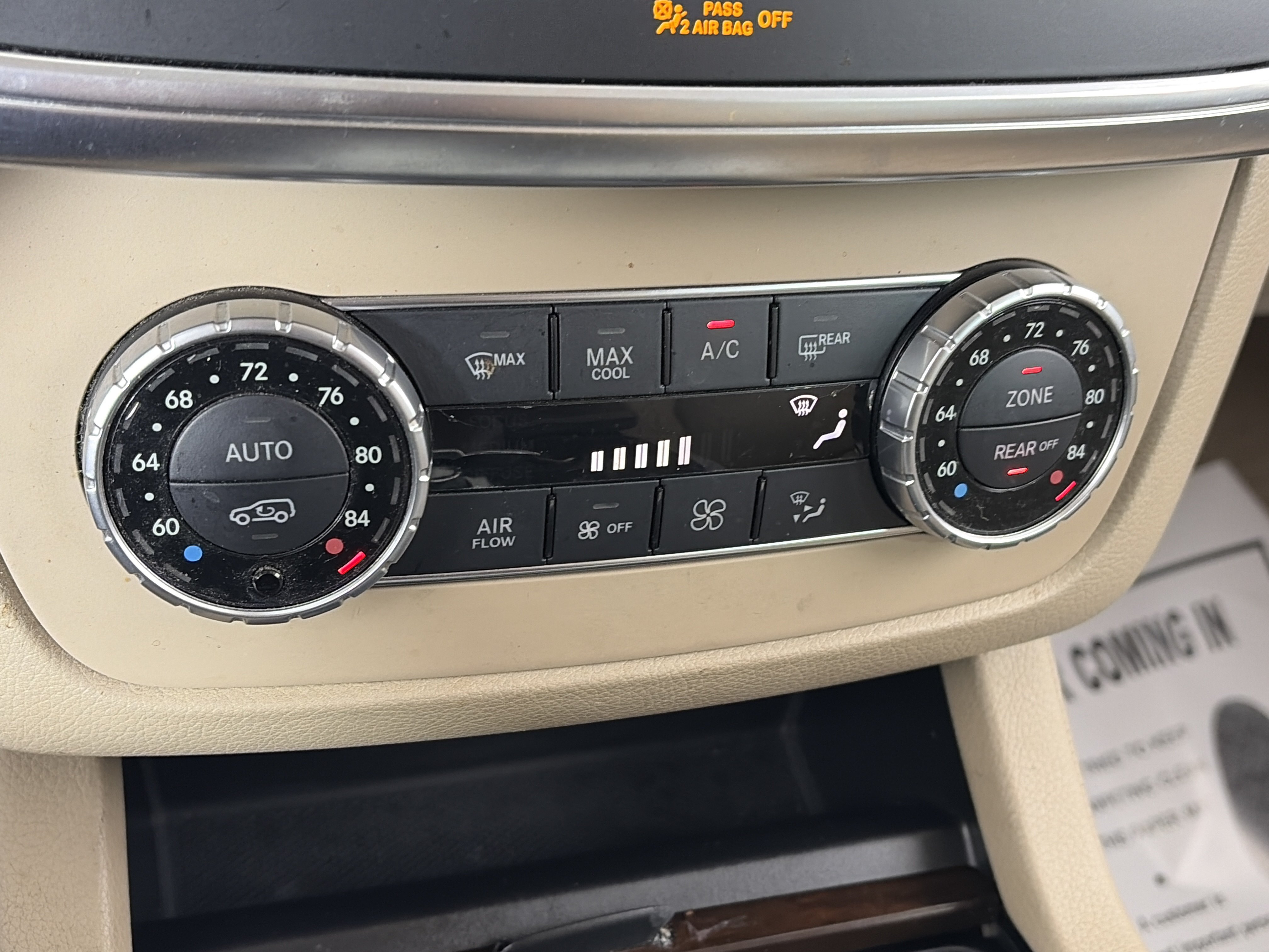 Used 2013 Mercedes-Benz GL 450 4MATIC image 27