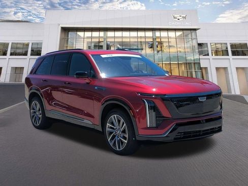 Certified 2026 Cadillac Vistiq Sport w/ LPO, Floor Liner Package AWD/4WD image 3
