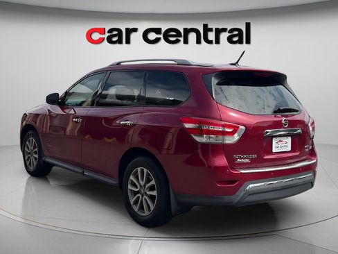 Used 2014 Nissan Pathfinder SV AWD/4WD image 3