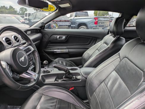 Used 2021 Ford Mustang GT Premium w/ Equipment Group 401A image 17