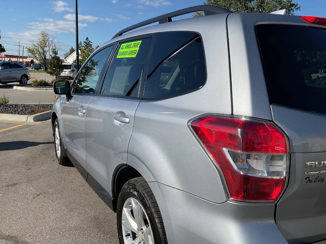Used 2016 Subaru Forester 2.5i Premium AWD/4WD image 5