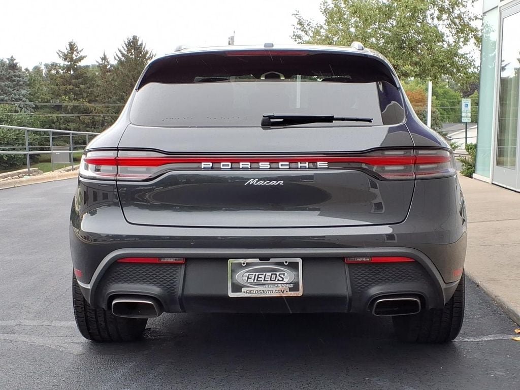 Used 2022 Porsche Macan AWD/4WD image 4