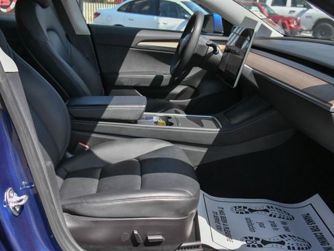 Used 2022 Tesla Model 3 Standard Range RWD image 43