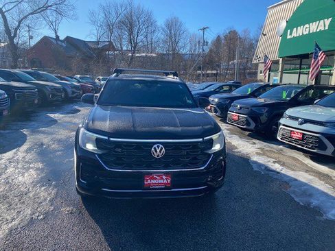 New 2026 Volkswagen Atlas Cross Sport SEL Premium R-Line image 2