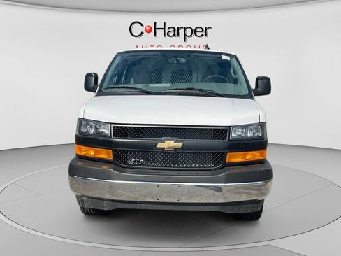 New 2025 Chevrolet Express 3500 w/ Driver Convenience Package RWD image 8
