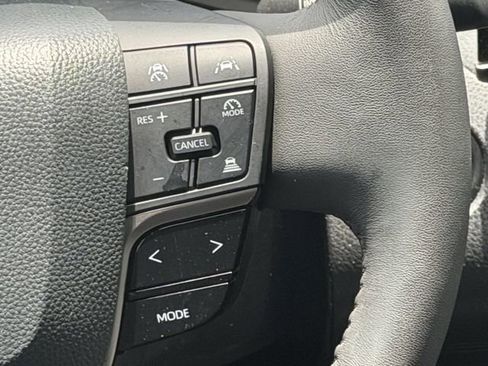 Used 2026 Toyota Camry XLE FWD image 13