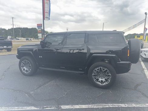 Used 2024 GMC Hummer EV 3X AWD/4WD image 2