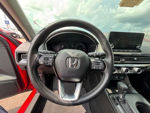 Used 2024 Honda Civic EX-L image 17