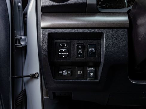 Used 2019 Toyota Tundra SR5 image 21