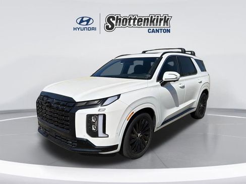 Used 2024 Hyundai Palisade Calligraphy image 1