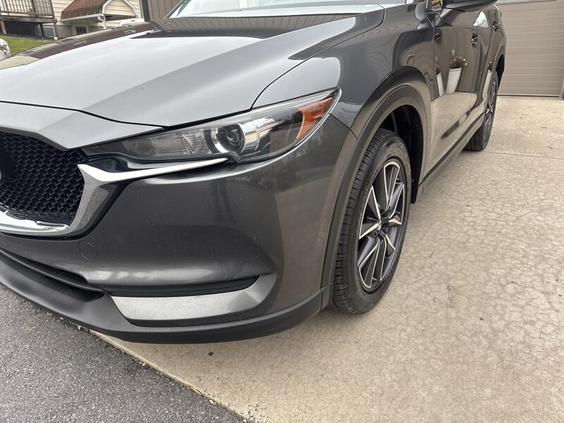 Used 2018 MAZDA CX-5 Touring w/ Preferred Equipment Package AWD/4WD image 13