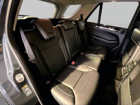 Used 2015 Mercedes-Benz ML 350 4MATIC image 19
