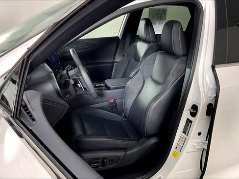 Used 2023 Lexus RX 350 Luxury image 8