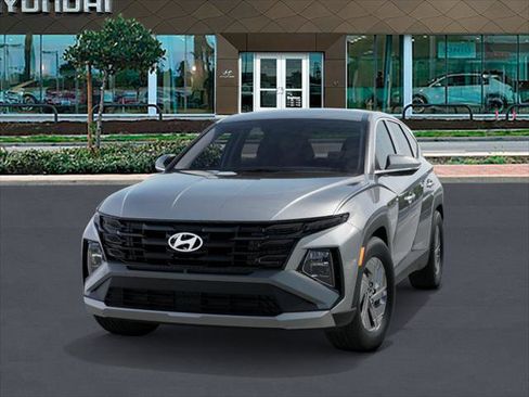 New 2026 Hyundai Tucson Blue SE image 6