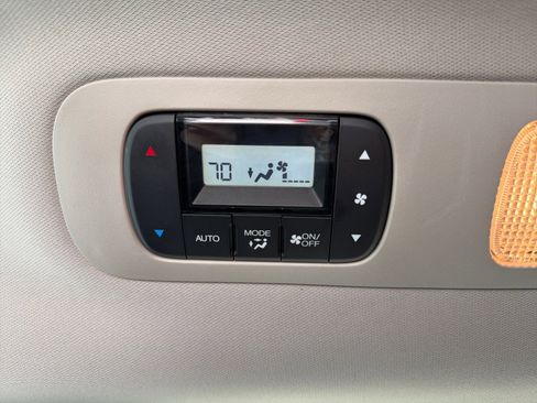 Used 2025 Honda Odyssey EX-L image 25