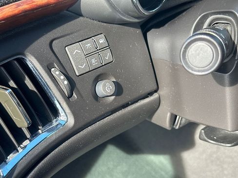 Used 2012 Cadillac CTS Luxury image 18