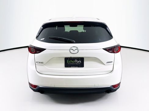 Used 2017 MAZDA CX-5 Touring w/ Preferred Equipment Package FWD image 7