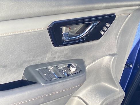 New 2025 Subaru Forester Touring image 17