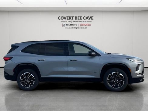 New 2026 Buick Enclave Sport Touring w/ LPO, Floor Liner Package image 11